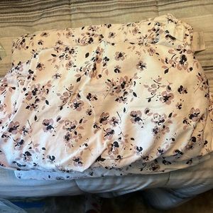 Twin sized floral sheets TARGET
